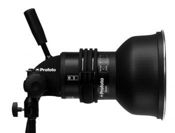 Pro Plus 2400 head + Zoom Reflector